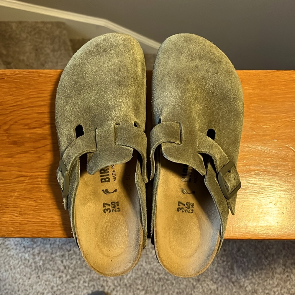 Basically New in Box Birkenstock Boston Modern Suede Thyme